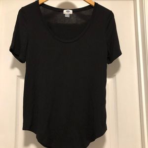 Old Navy black tee